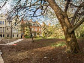 Clore Graduate Centre garden (photo credit: Michail Katsillis)