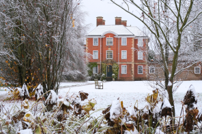 LMH's Toynbee building and gardens in the snow