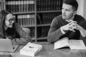 LMH students in Law library (photo credit: Ben Robinson)