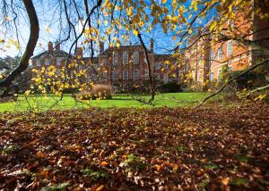 LMH in Autumn (photo credit: Ben Robinson)