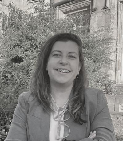 Black and white photo of Dr Vania Pinto